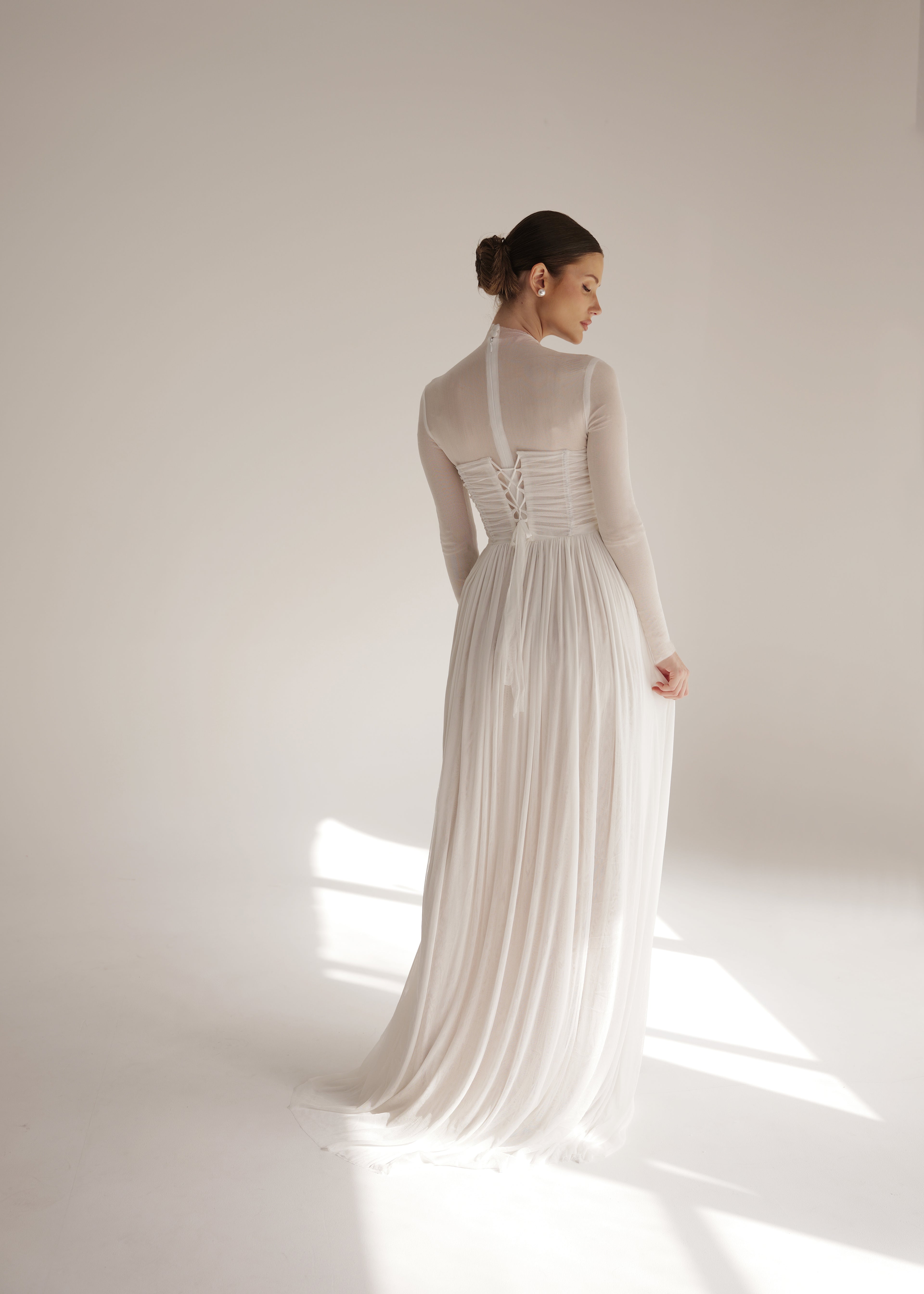 Élise Gown